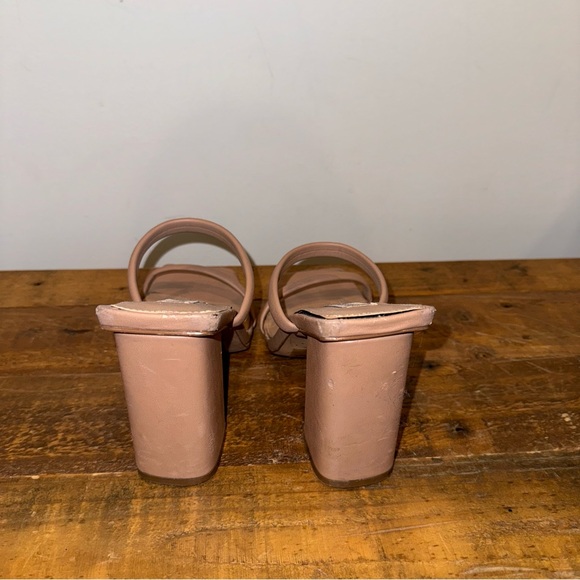 Steve Madden Nude Block Heel Sandals - Picture 5 of 6